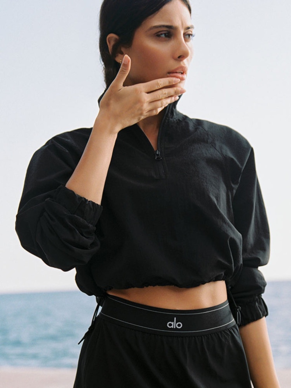 Alo Yoga Cropped 1/4 Zip Alumni Pullover